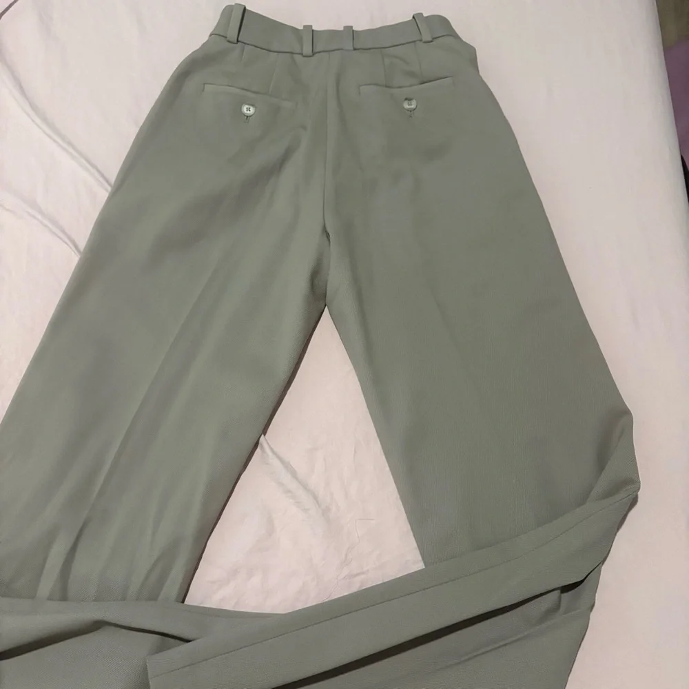 Babaton Tan agency pants size 0 - Picture 4 of 9